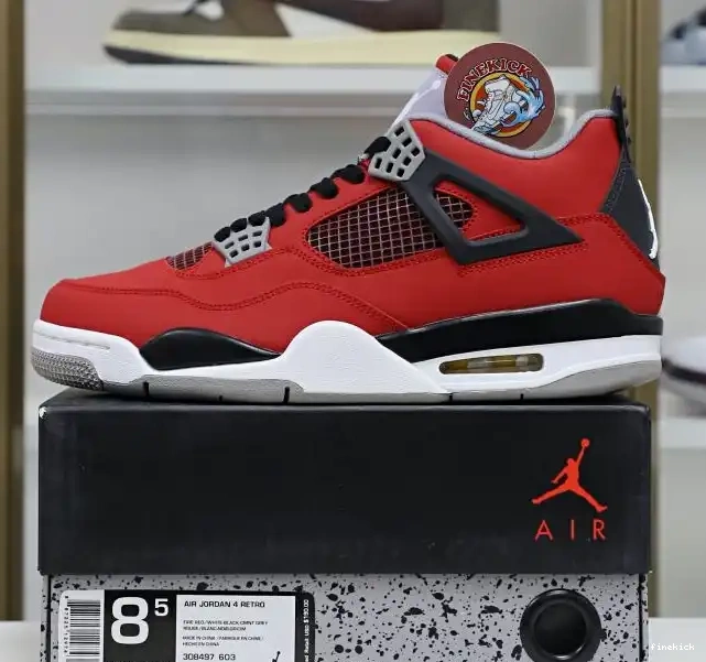 Bravo Jordan Air Jordan4 RetroToro 0520